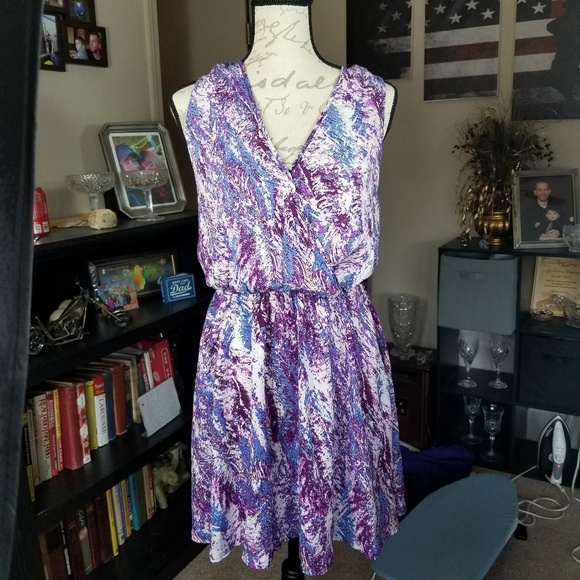 Converse Paisley Dress - Picture 5 of 8
